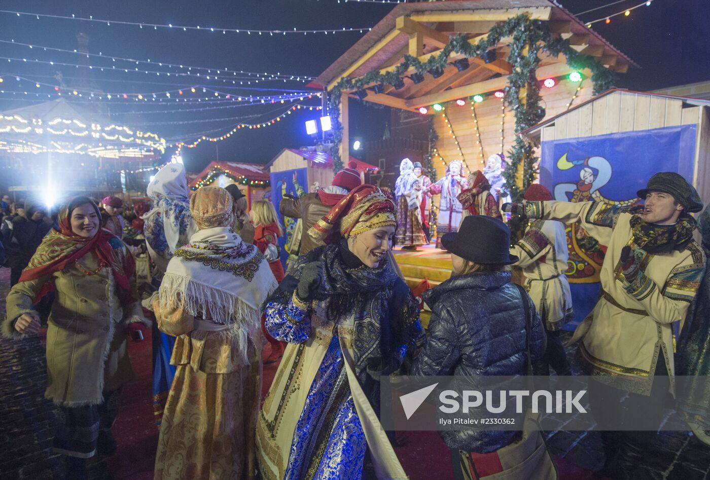 Christmas Fair opens on Red Square