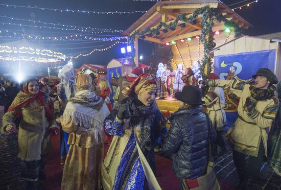 Christmas Fair opens on Red Square