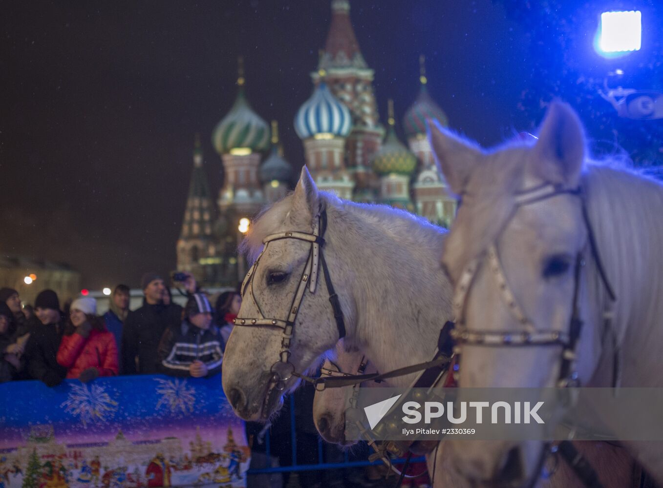 Christmas Fair opens on Red Square