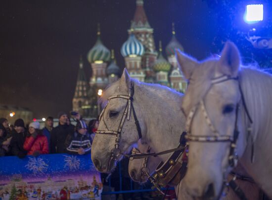 Christmas Fair opens on Red Square