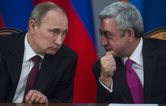 Vladimir Putin's state visit to Armenia