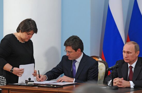 Vladimir Putin's state visit to Armenia