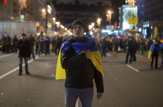 Supporters of Ukraine's EU integration rally in Kiev