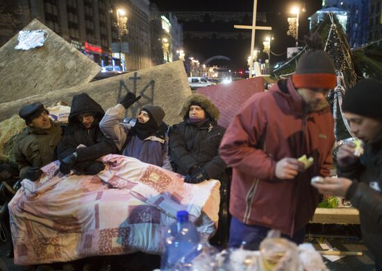 Supporters of Ukraine's EU integration rally in Kiev