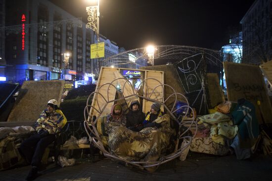 Supporters of Ukraine's EU integration rally in Kiev