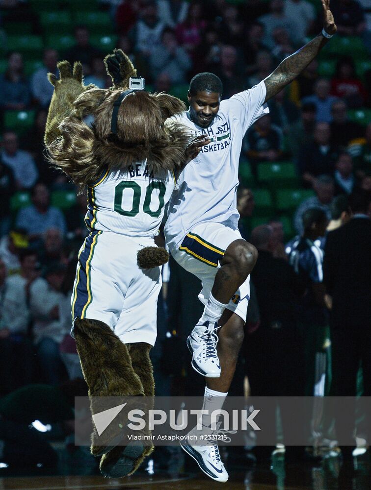 NBA Basketball. Utah Jazz vs. Houston Rockets