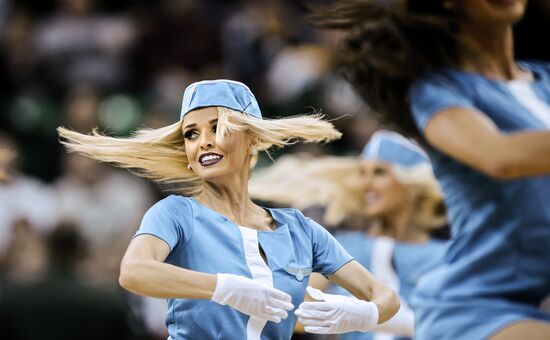 NBA Basketball. Utah Jazz vs. Houston Rockets