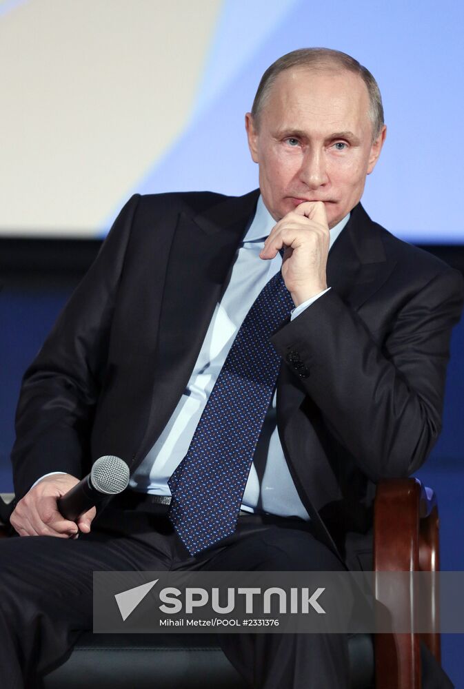 Vladimir Putin visits Moscow State University law department