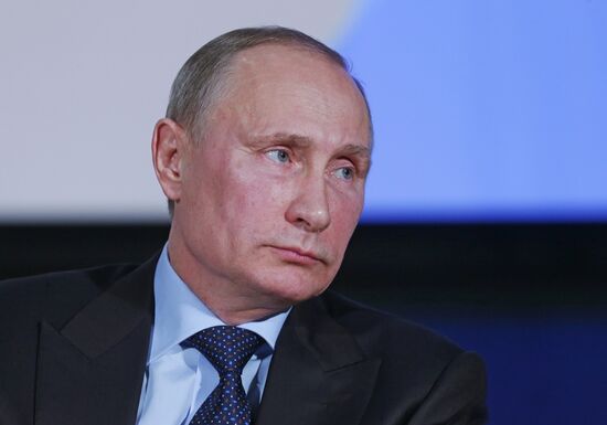 Vladimir Putin visits Moscow State University law department