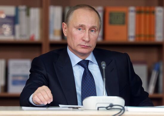 Vladimir Putin visits Moscow State University law department