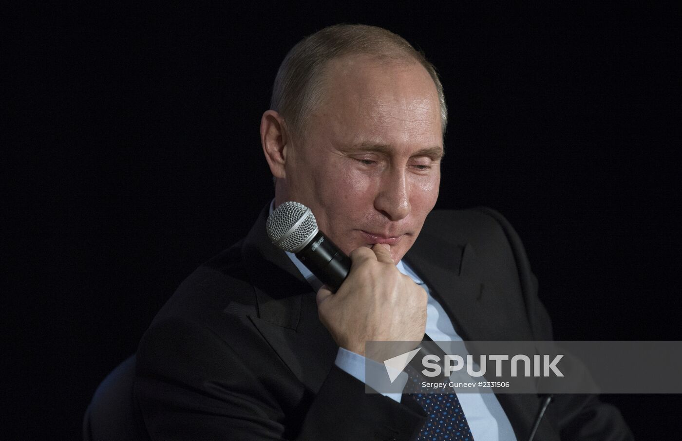 Vladimir Putin visits Moscow State University law department