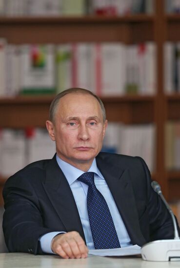 Vladimir Putin visits Moscow State University law department