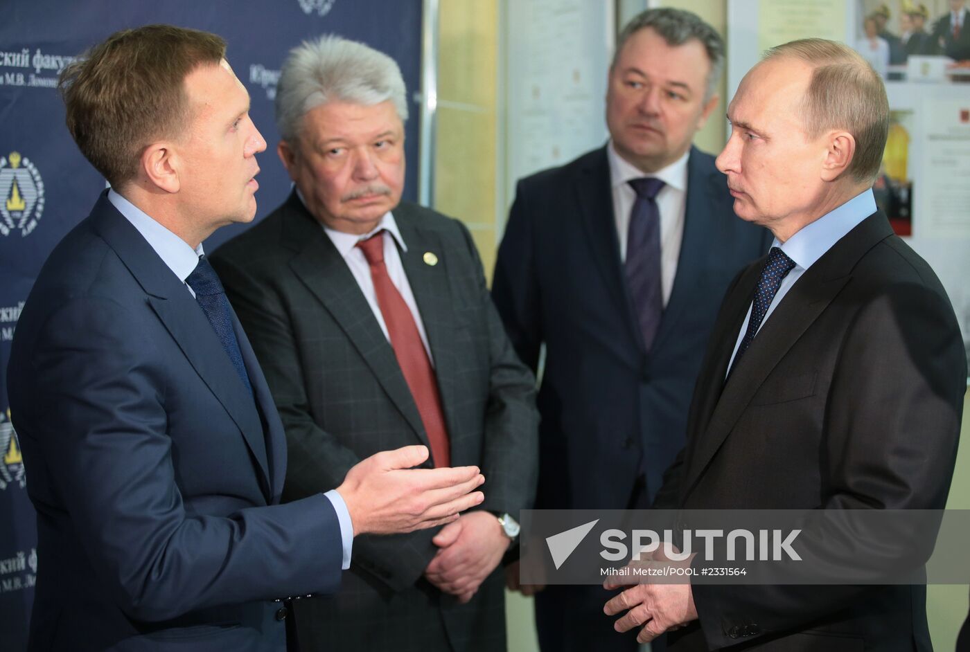 Vladimir Putin visits Moscow State University law department