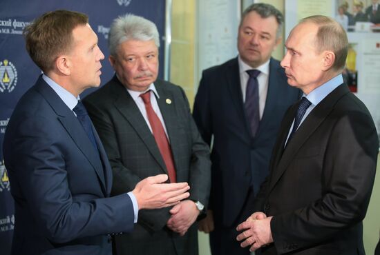 Vladimir Putin visits Moscow State University law department