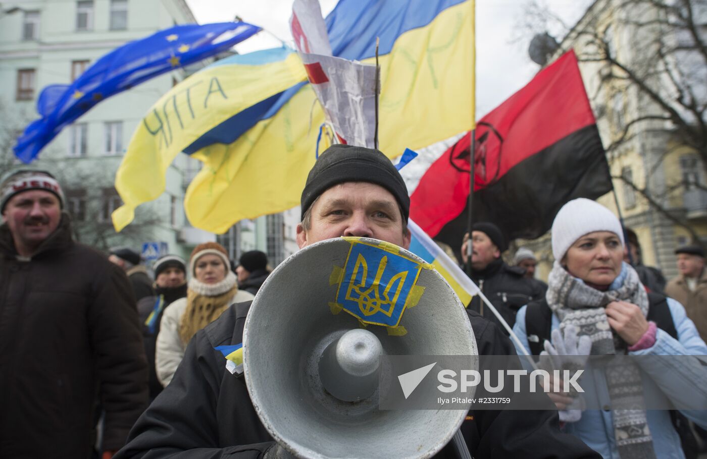 EU integration supporters rally in Kiev