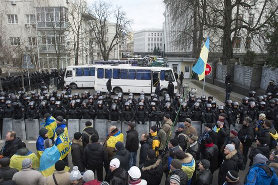 EU integration supporters rally in Kiev