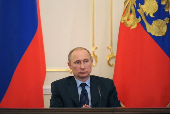 Vladimir Putin chairs meeting of Presidential Economic Council