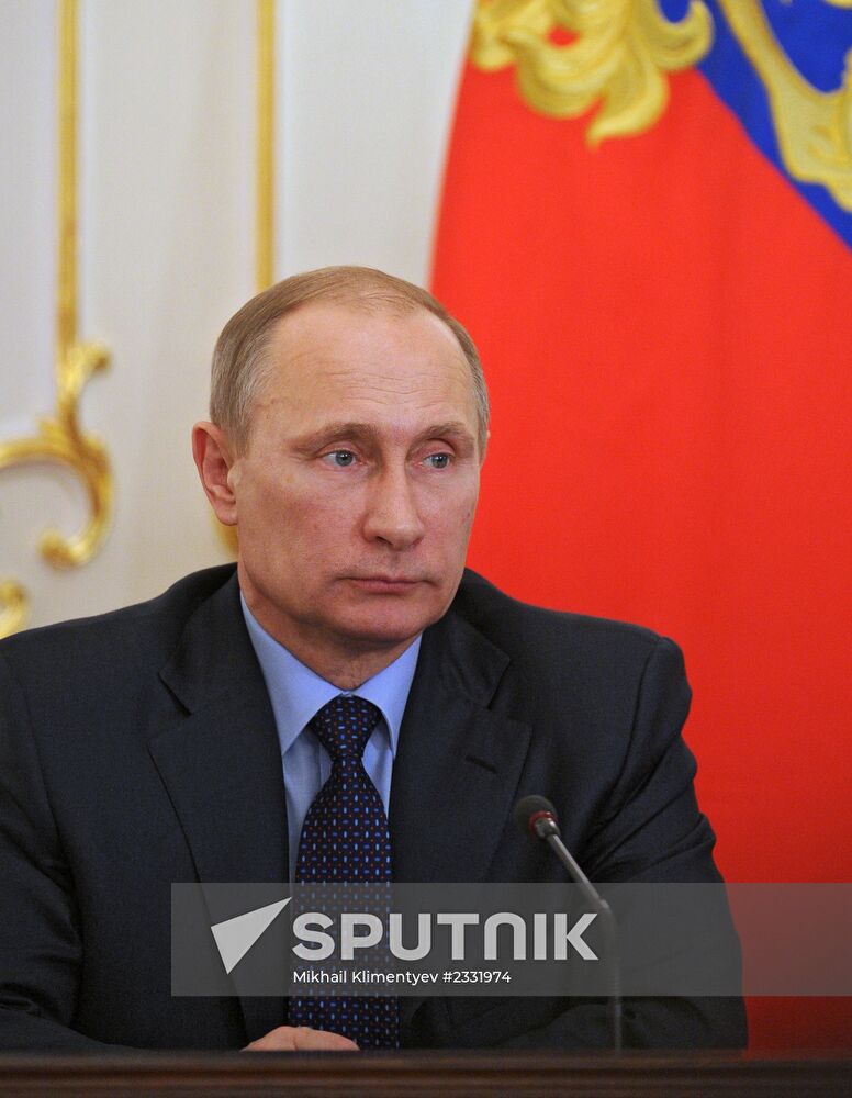 Vladimir Putin chairs meeting of Presidential Economic Council