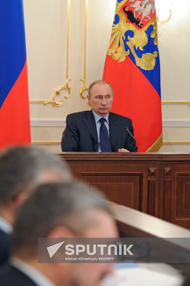 Vladimir Putin chairs meeting of Presidential Economic Council