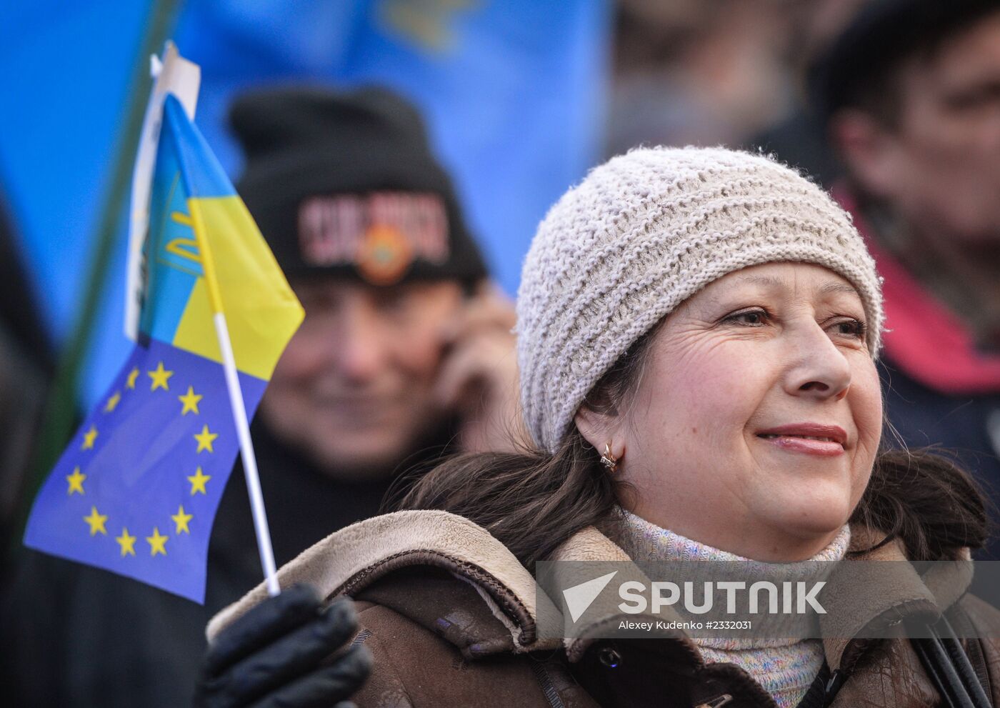 EU integration supporters rally in Kiev