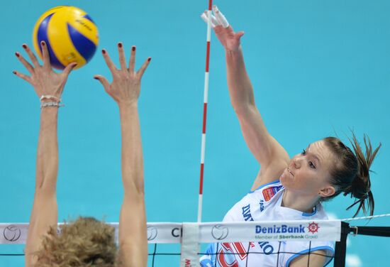 2013–14 CEV Women's Champions League. Dynamo Moscow vs. Crvena Zvezda Belgrade