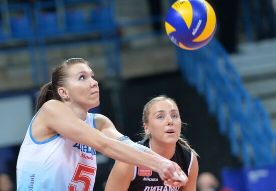 2013–14 CEV Women's Champions League. Dynamo Moscow vs. Crvena Zvezda Belgrade