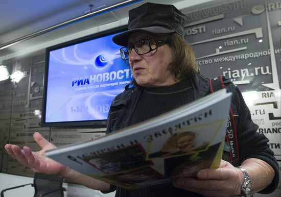 News conference with artist Mihail Chemiakin