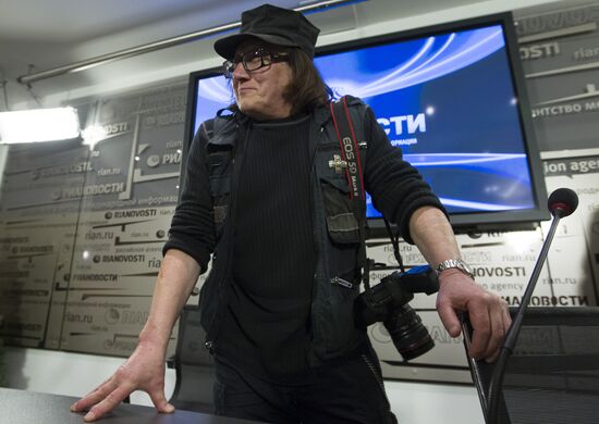 News conference with artist Mihail Chemiakin