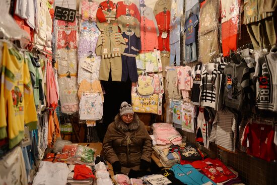 Gusinobrodskaya jumble market in Novosibirsk