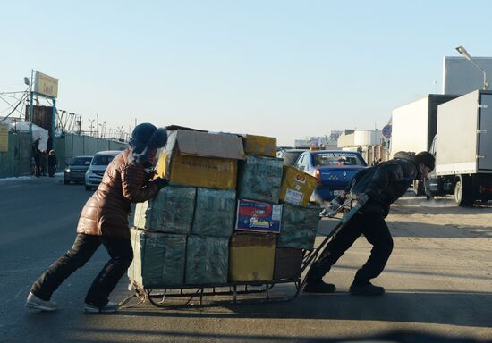Gusinobrodskaya jumble market in Novosibirsk