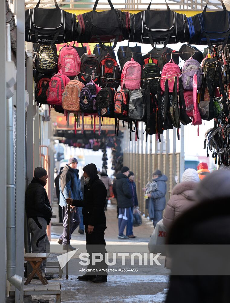 Gusinobrodskaya jumble market in Novosibirsk
