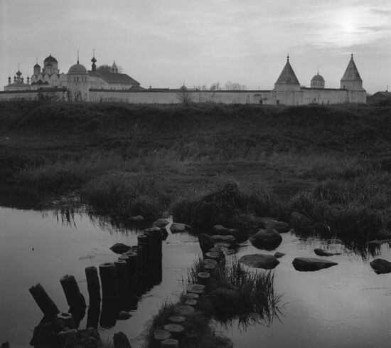 View on Pokrovsky Monastery in Suzdal