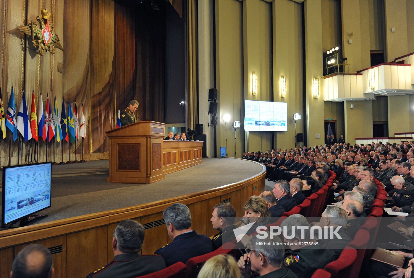 Putin attends Russian Defense Ministry's Board meeting in expanded format