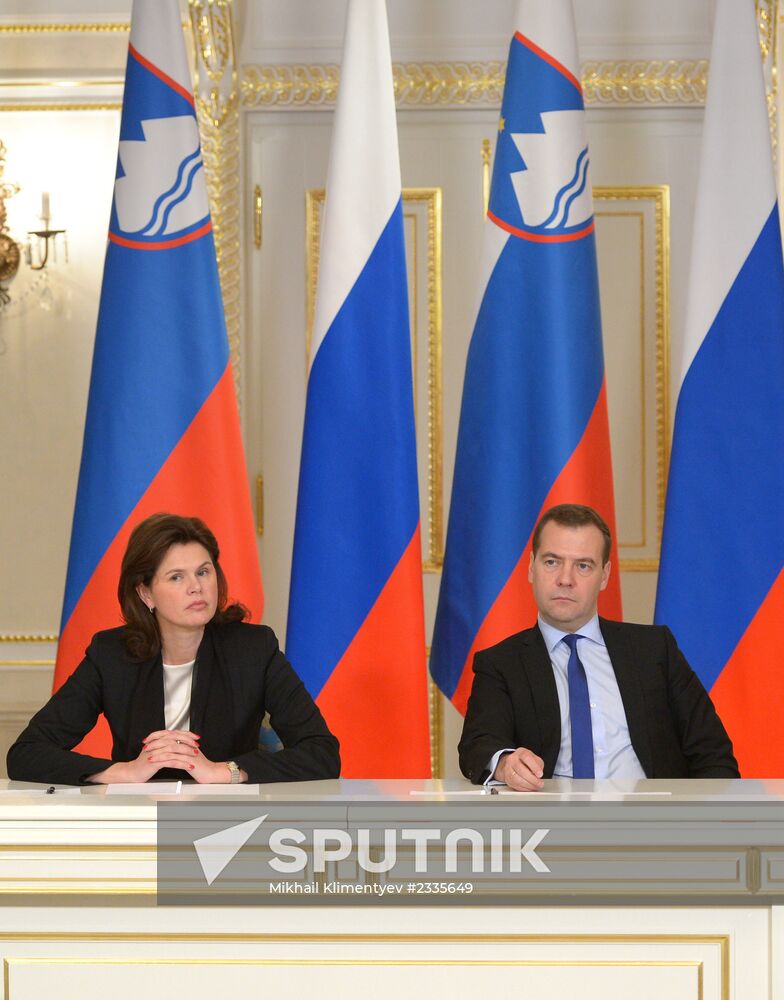 Dmitry Medvedev meets with Alenka Bratušek