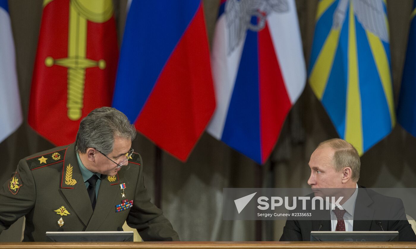 Putin attends Russian Defense Ministry's Board meeting in expanded format