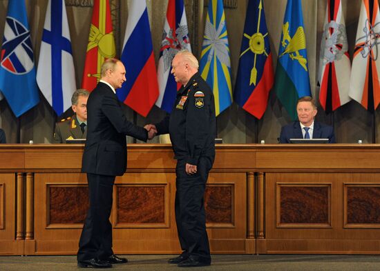 Putin attends Russian Defense Ministry's Board meeting in expanded format
