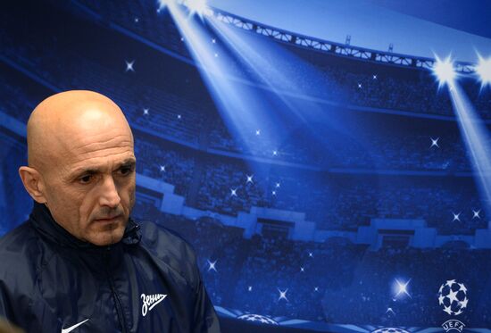 FC Zenit St. Petersburg holds training session