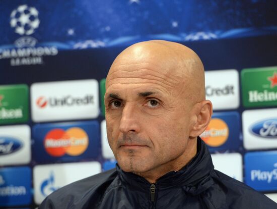 FC Zenit St. Petersburg holds training session