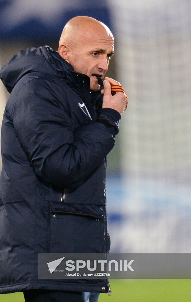 FC Zenit St. Petersburg holds training session