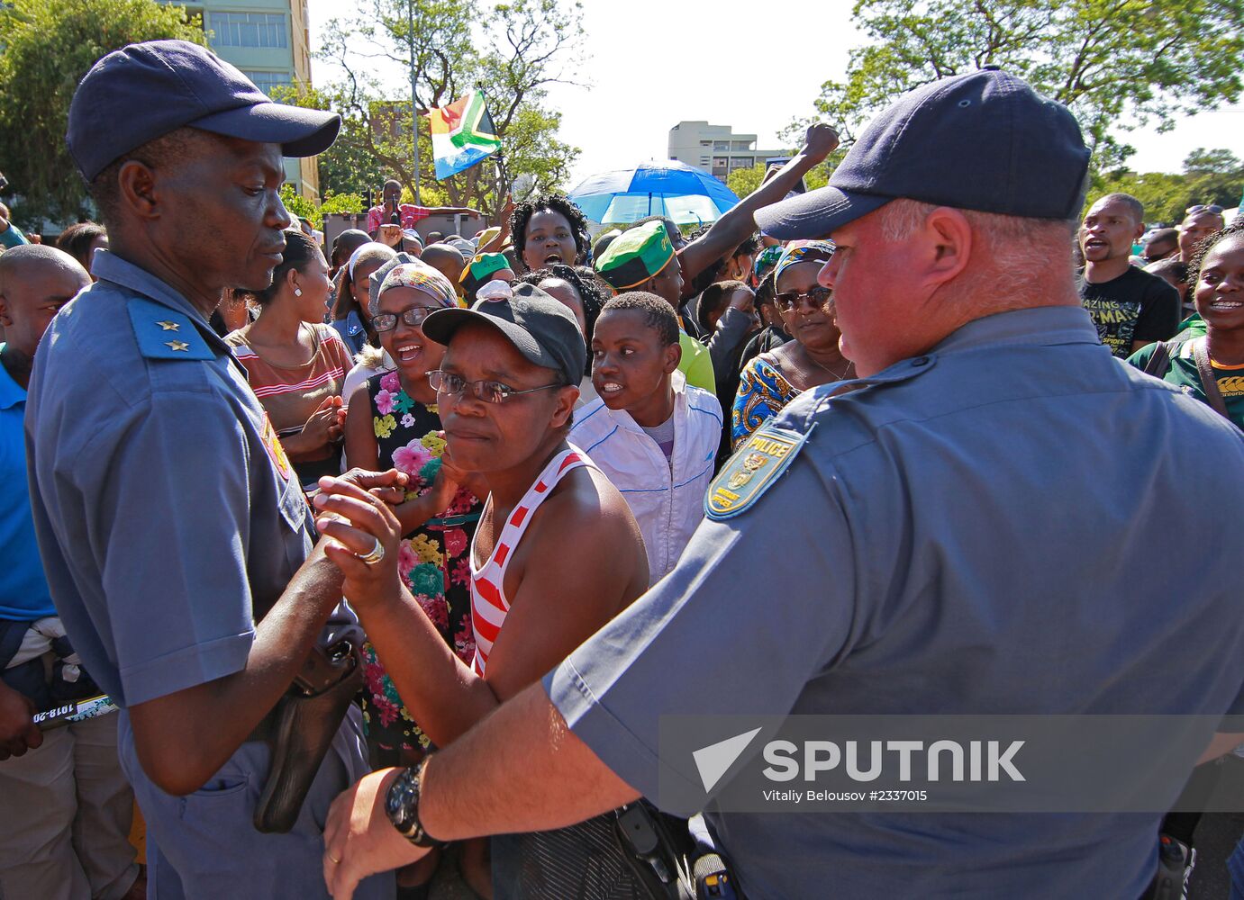 South Africa bids farewell to Nelson Mandela