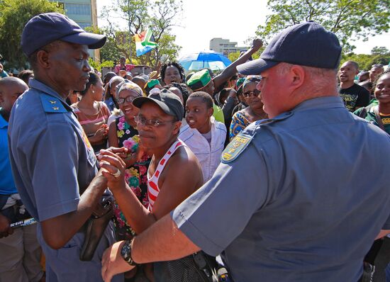 South Africa bids farewell to Nelson Mandela