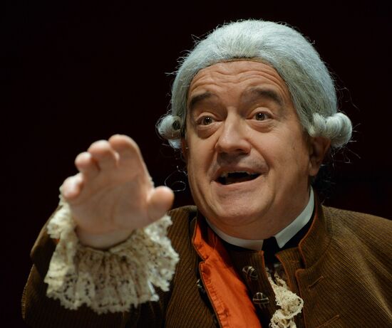 Run-through of "Kant" show at Mayakovsky Theater