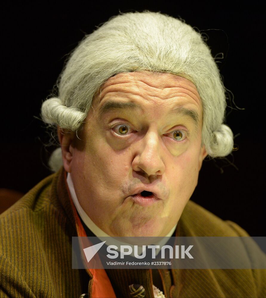 Run-through of "Kant" show at Mayakovsky Theater