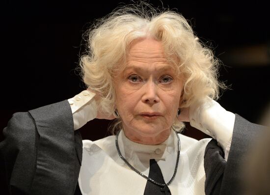 Run-through of "Kant" show at Mayakovsky Theater