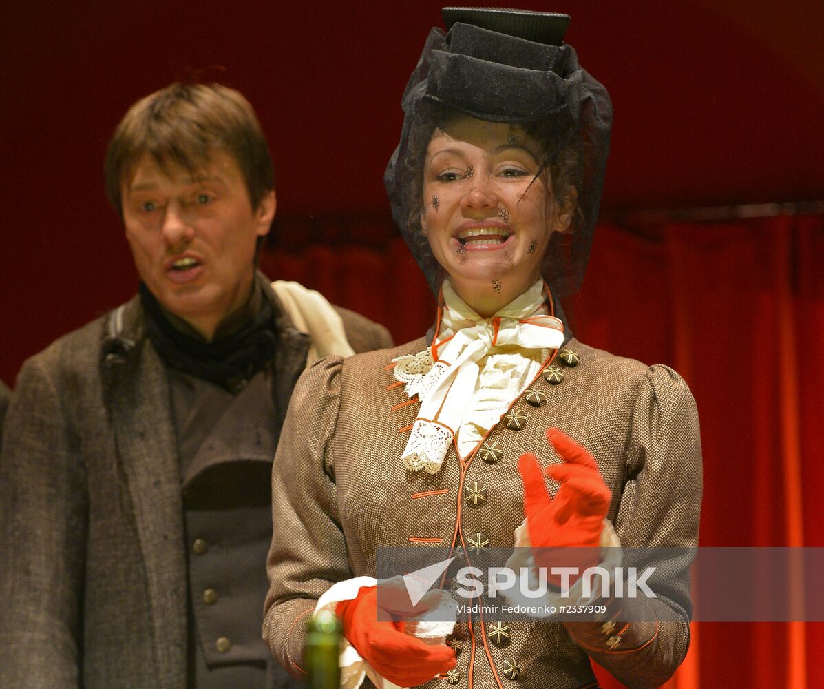 Run-through of "Kant" show at Mayakovsky Theater