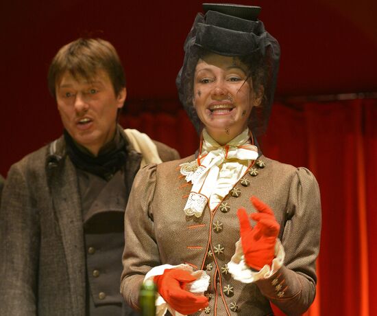 Run-through of "Kant" show at Mayakovsky Theater