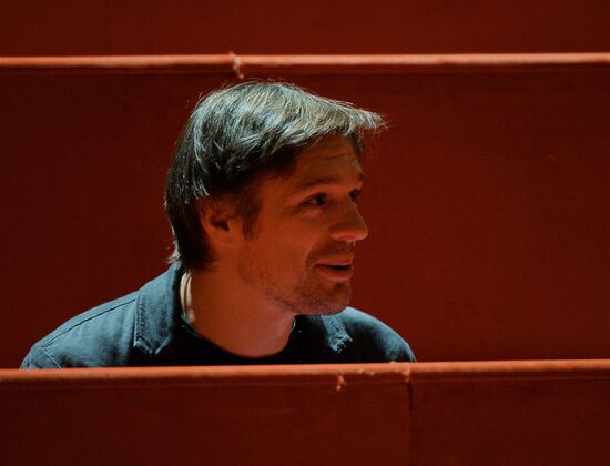 Run-through of "Kant" show at Mayakovsky Theater