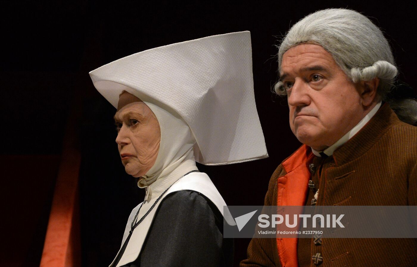 Run-through of "Kant" show at Mayakovsky Theater