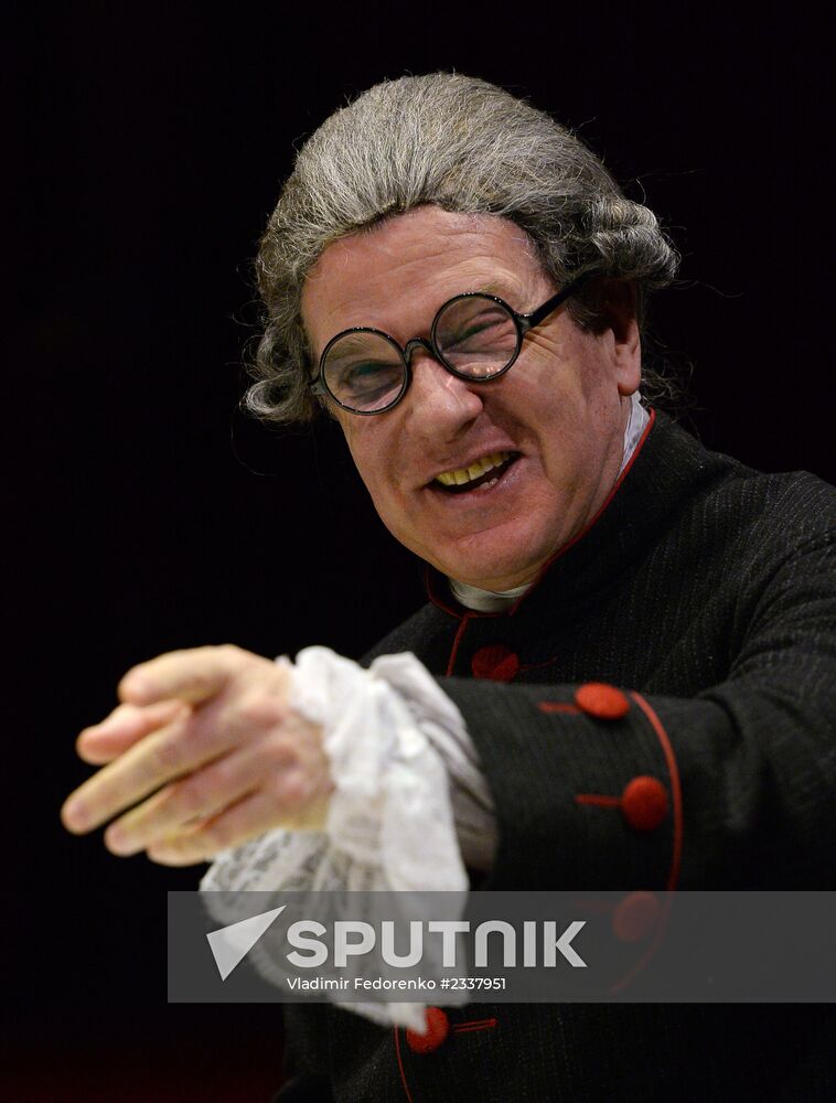 Run-through of "Kant" show at Mayakovsky Theater