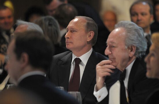 V. Putin attends International Arts Square Festival in St. Petersburg